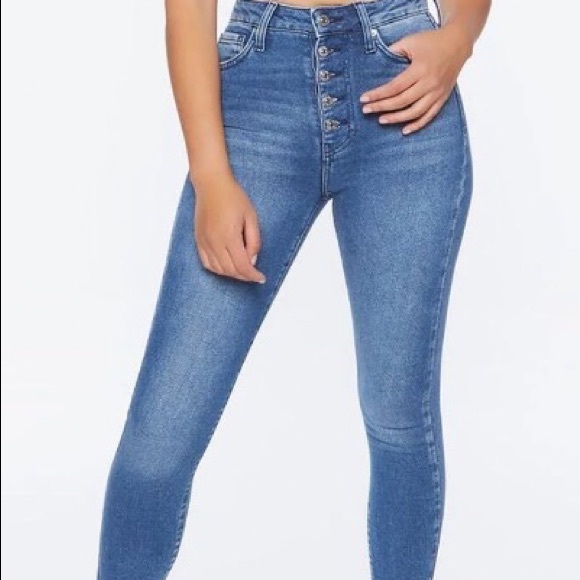 Forever 21 High-Rise Medium-Washed Skinny Jeans - Picture 3 of 4